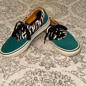 VANS Comfycush Zebra Print Suede Teal Blue Sneakers Men’s US 4.5 women’s US 6